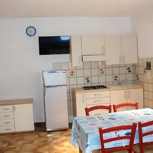 https://il-tritone.it-tuscanyhotel.com